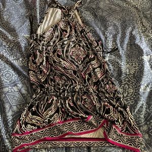 EUC WHBM tunic top size s runs large